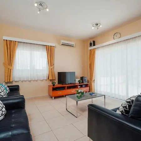 Maria Villa